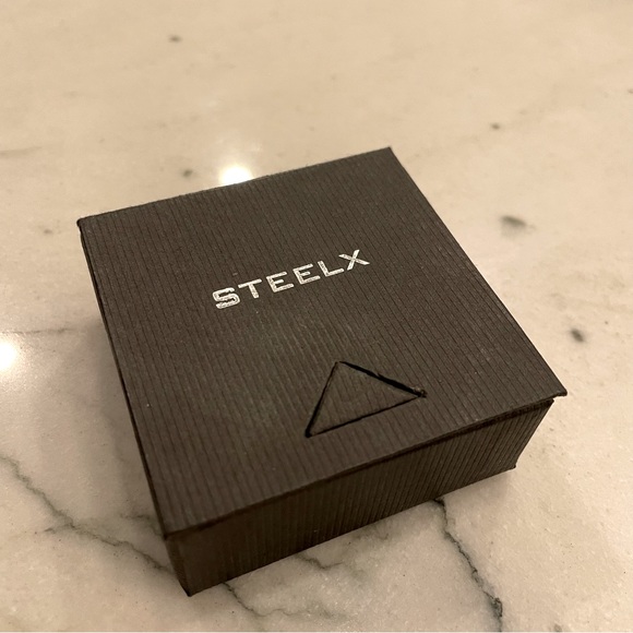 SteelX stainless steel cuff links with black bar accent - Picture 2 of 4